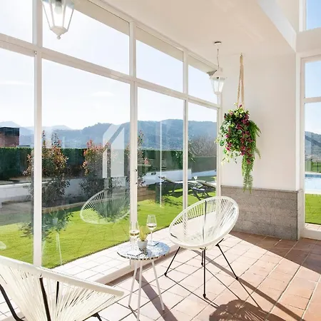 Casa Mirestany- Wonderful House With Amazing Views Villa Banyoles Exterior photo