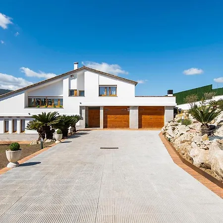 Casa Mirestany- Wonderful House With Amazing Views Villa Banyoles Exterior photo